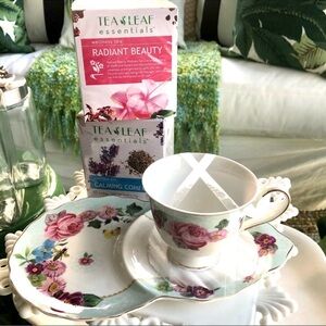 NIP!  Elegant Shabby Chic Cookie Teacup Tray +